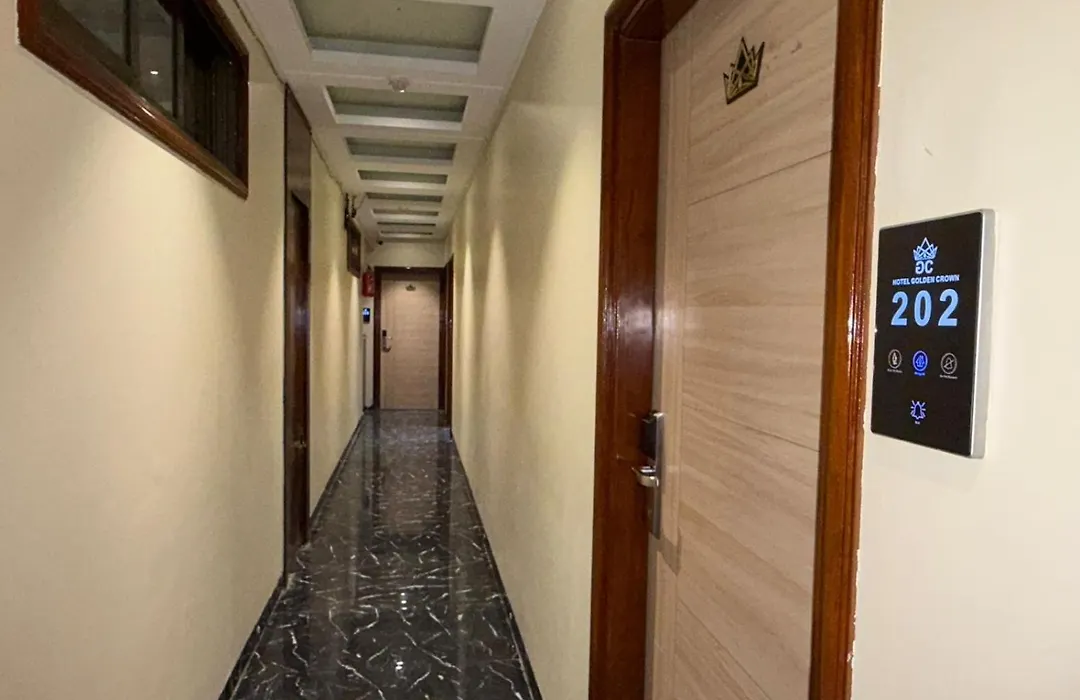 Hotel Golden Crown-1