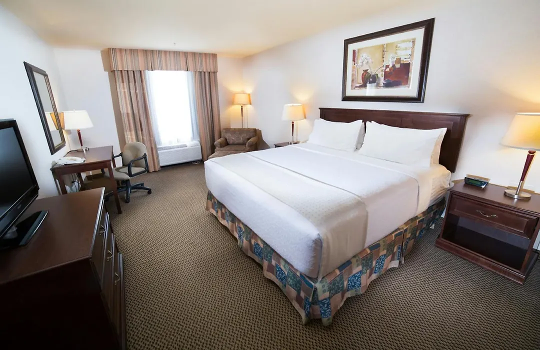 Holiday Inn Hotel & Suites-West Edmonton By Ihg-1