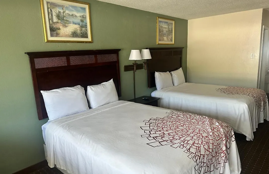 Key West Inn - Newport News-1