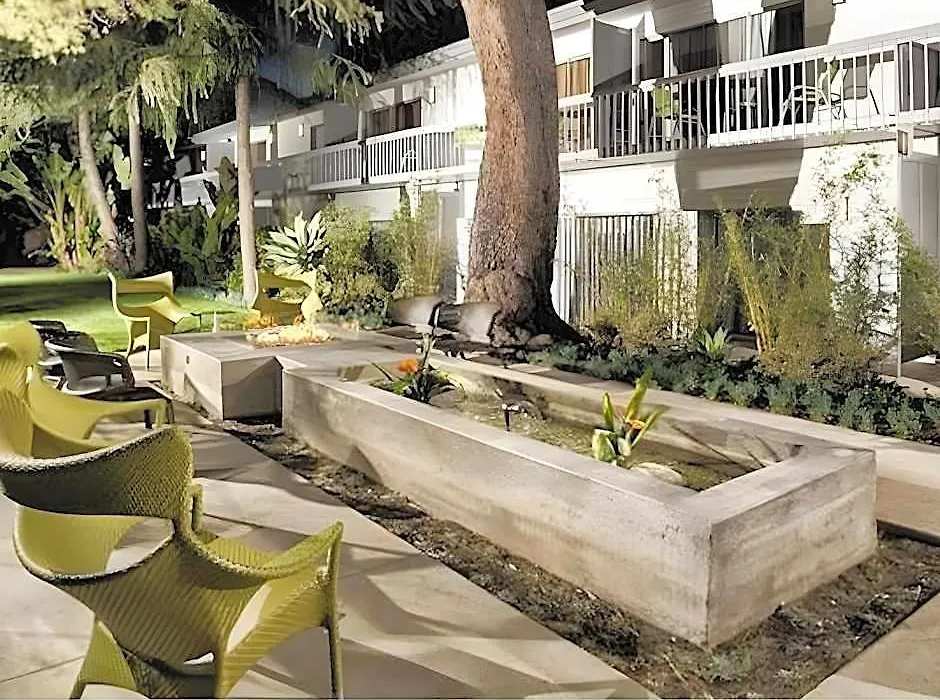 Sportsmen'S Lodge Hotel-1