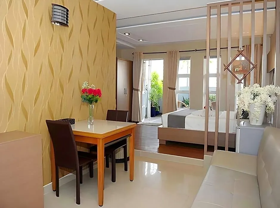 Thuy Sakura Hotel & Serviced Apartment-1