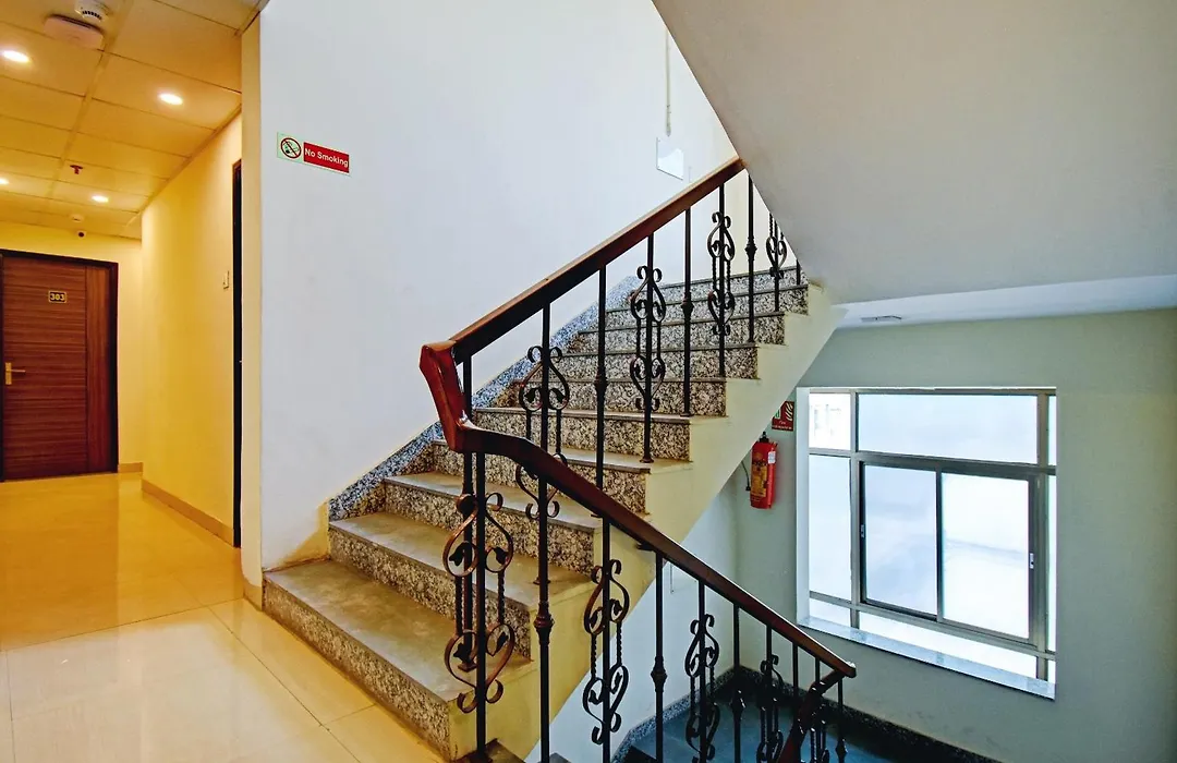 Hotel O Majestic Inn-1