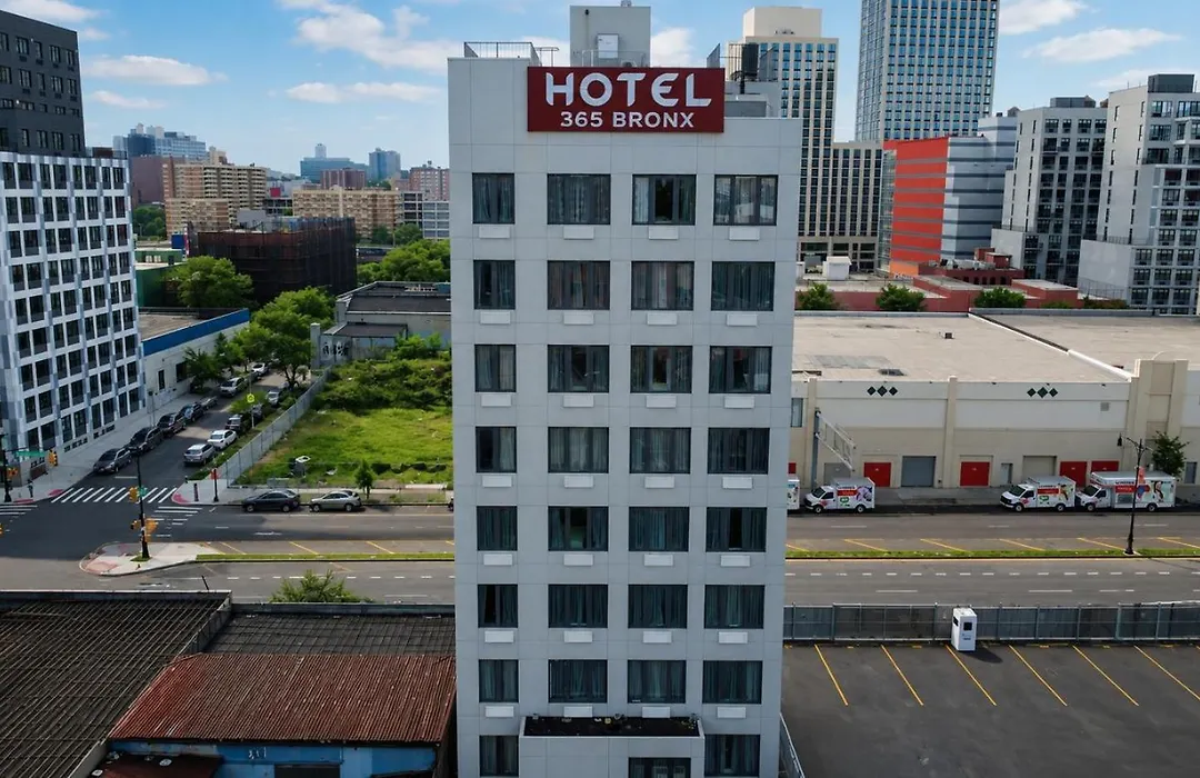 Hotel 365 Bronx - Yankee Stadium-1