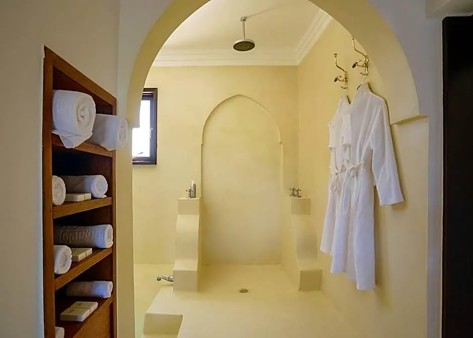 Swahili Villa Coco 2Br Apartment 700M To Beach-1