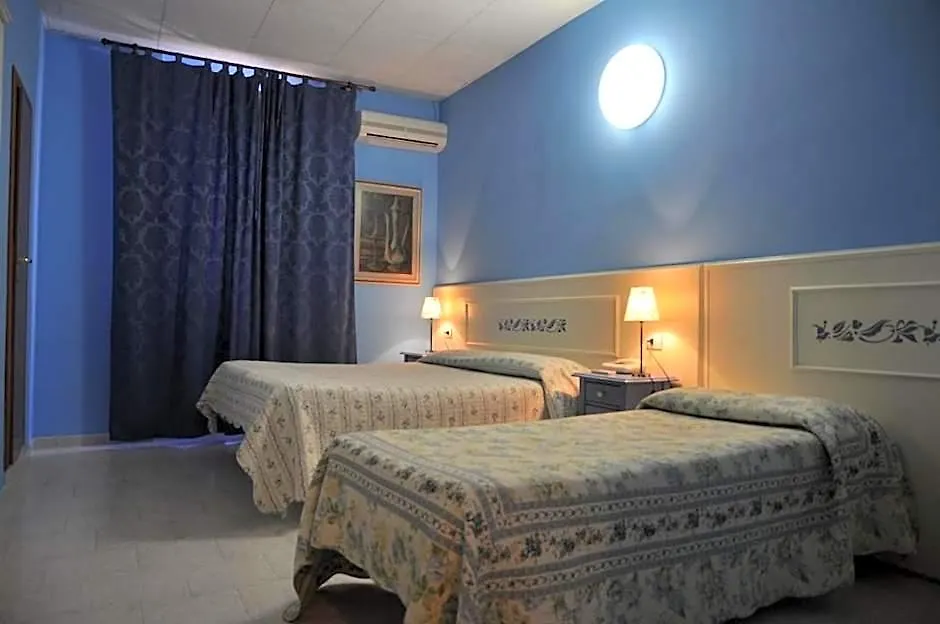 Hotel Regina-1