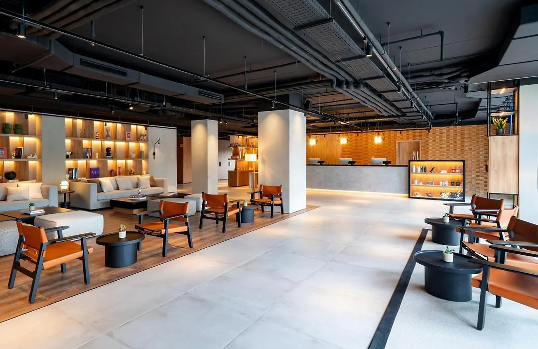 Innside By Melia Madrid Valdebebas-1