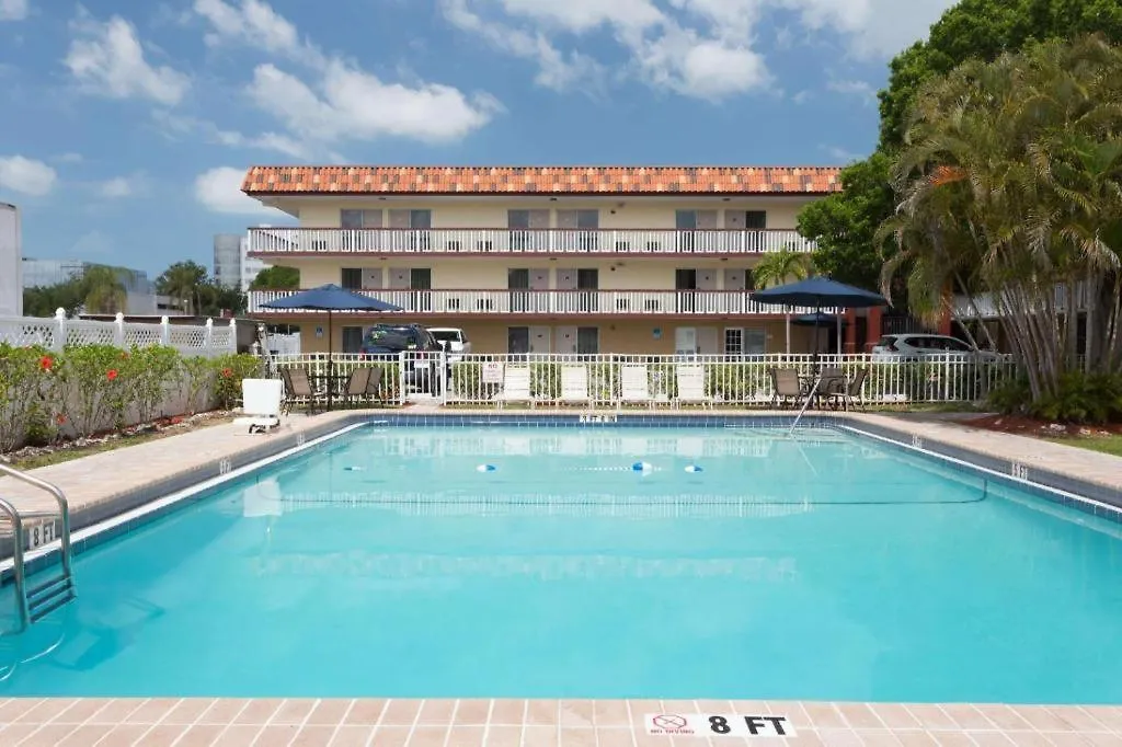 Baymont By Wyndham Sarasota-1