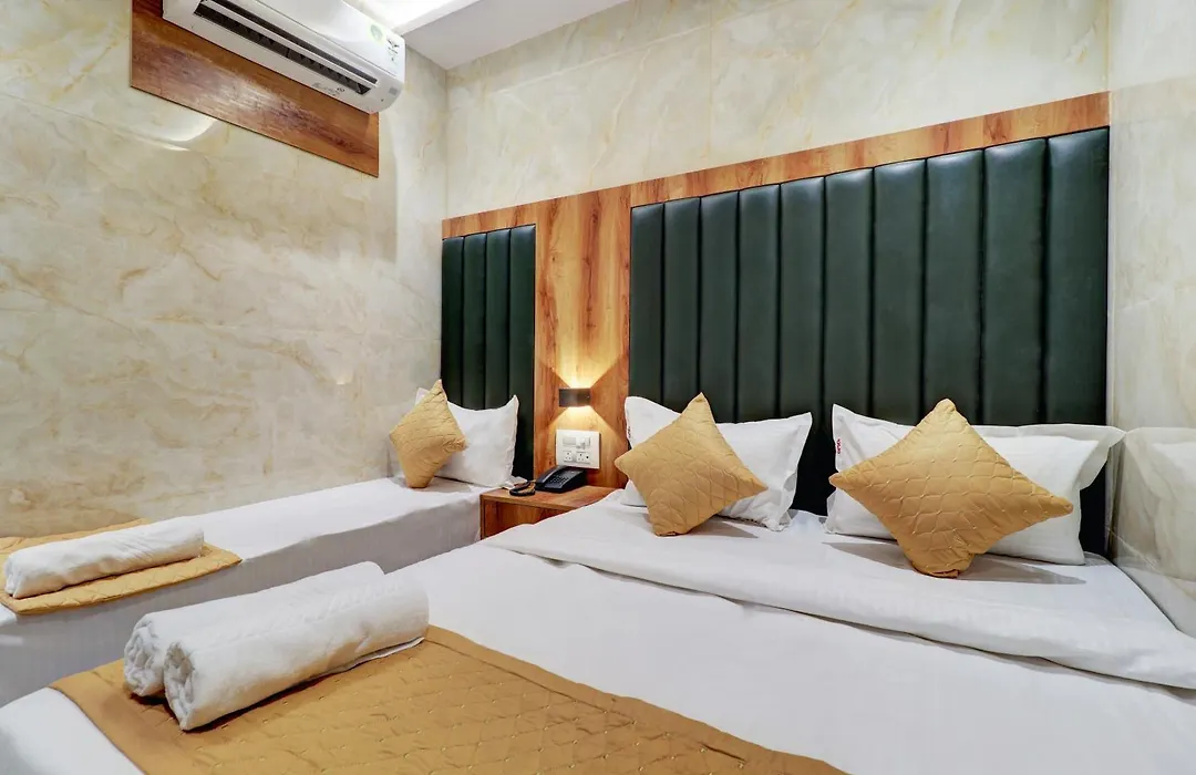 Hotel Omega-1