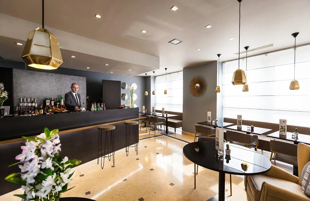Holiday Inn Milan Garibaldi Station By Ihg-1