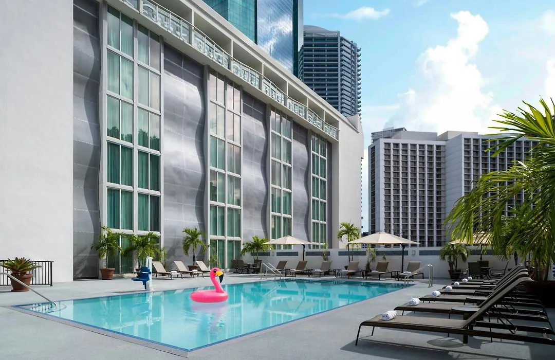 Courtyard Miami Downtown Brickell Area-1