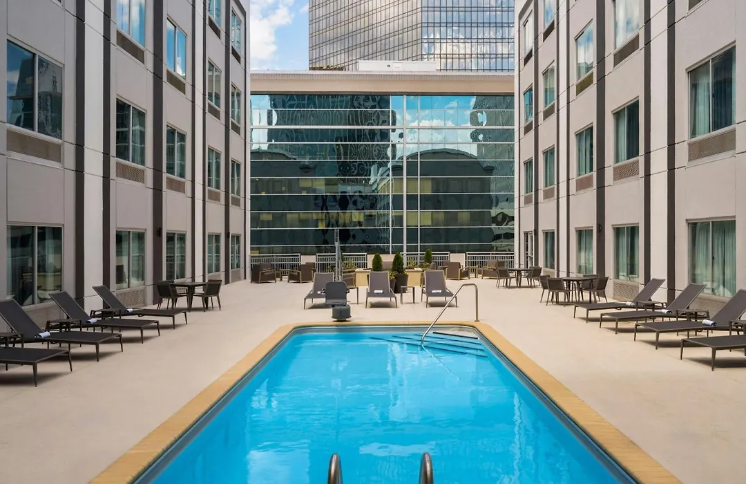Courtyard Charlotte City Center-1