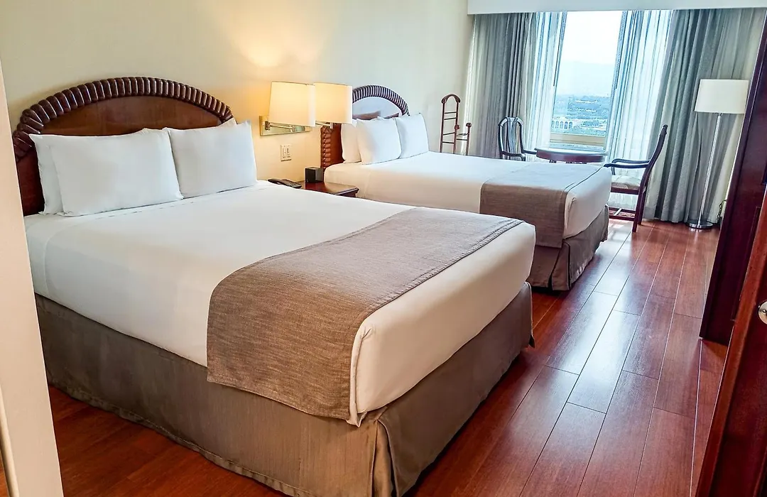 Clarion Suites Guatemala City-1