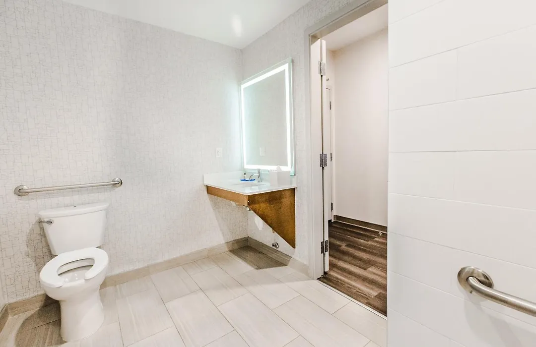 Holiday Inn Express & Suites - West Edmonton-Mall Area By Ihg-1