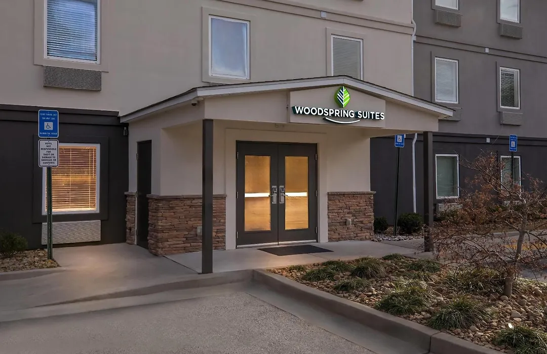 Woodspring Suites Atlanta Airport-1