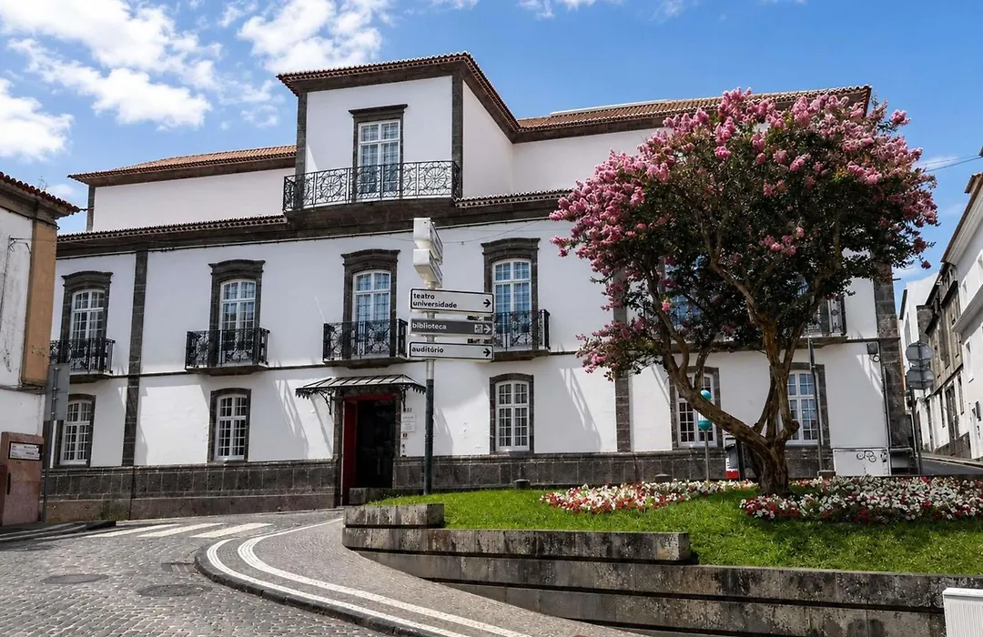 Mercure Ponta Delgada Azores-1