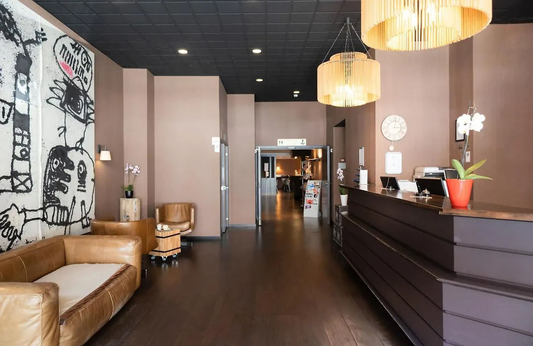 New Hotel Charlemagne-1