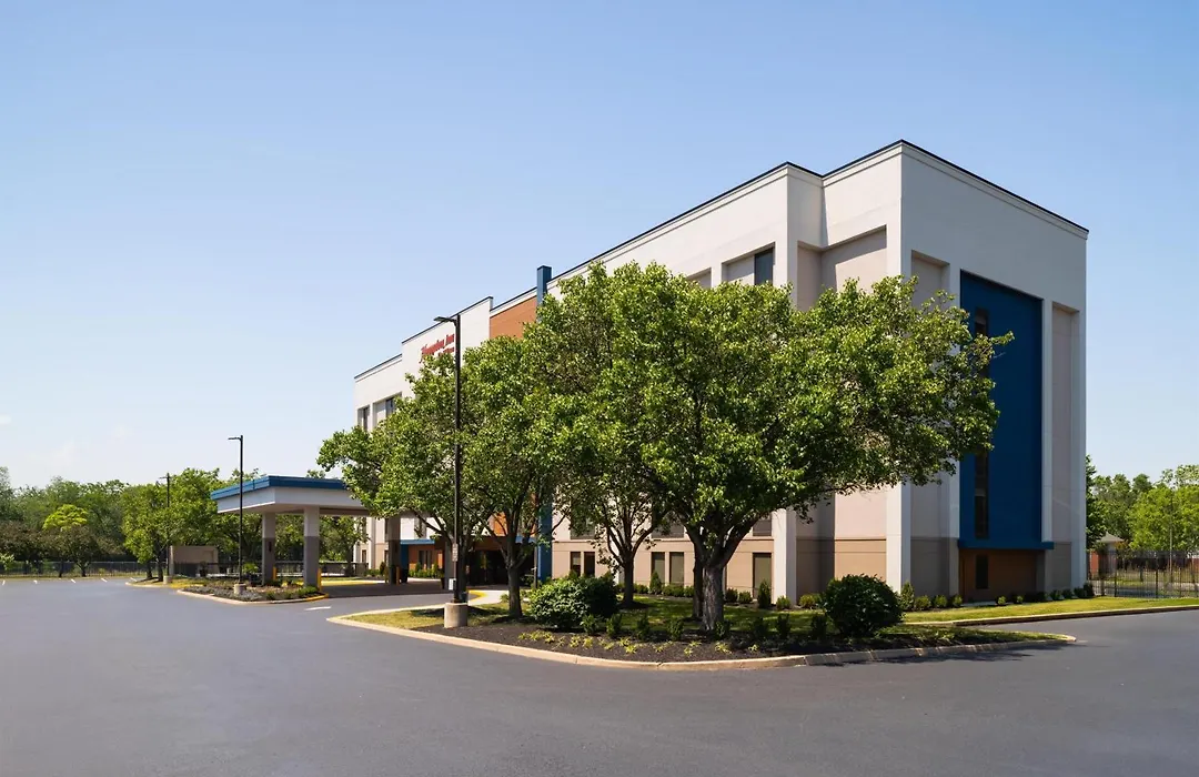Hampton Inn By Hilton Philadelphia International Airport-1