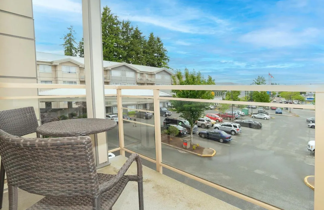 Sandman Hotel And Suites Abbotsford-1