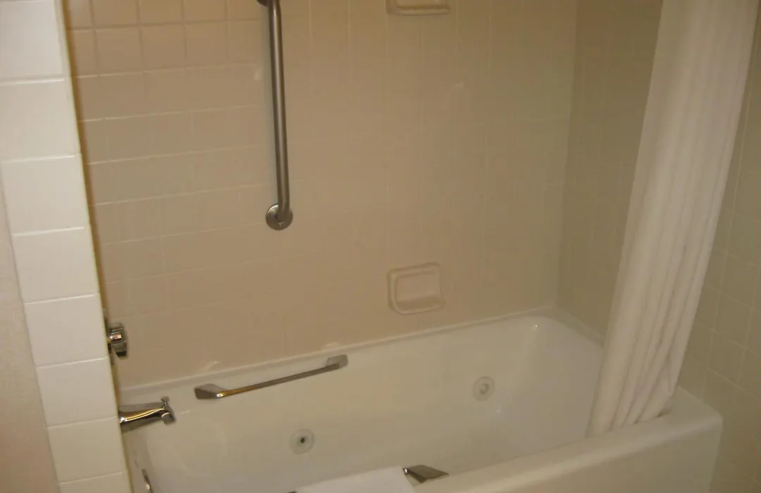 Wingate By Wyndham Fargo-1
