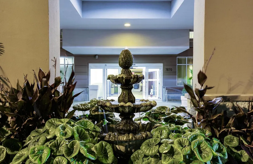 Holiday Inn Express Hotel & Suites Charleston - Northwoods By Ihg-1
