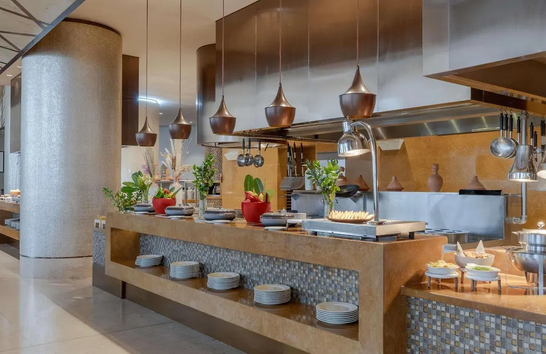 Swissotel Living Al Ghurair Centre Dubai-Apartments-1