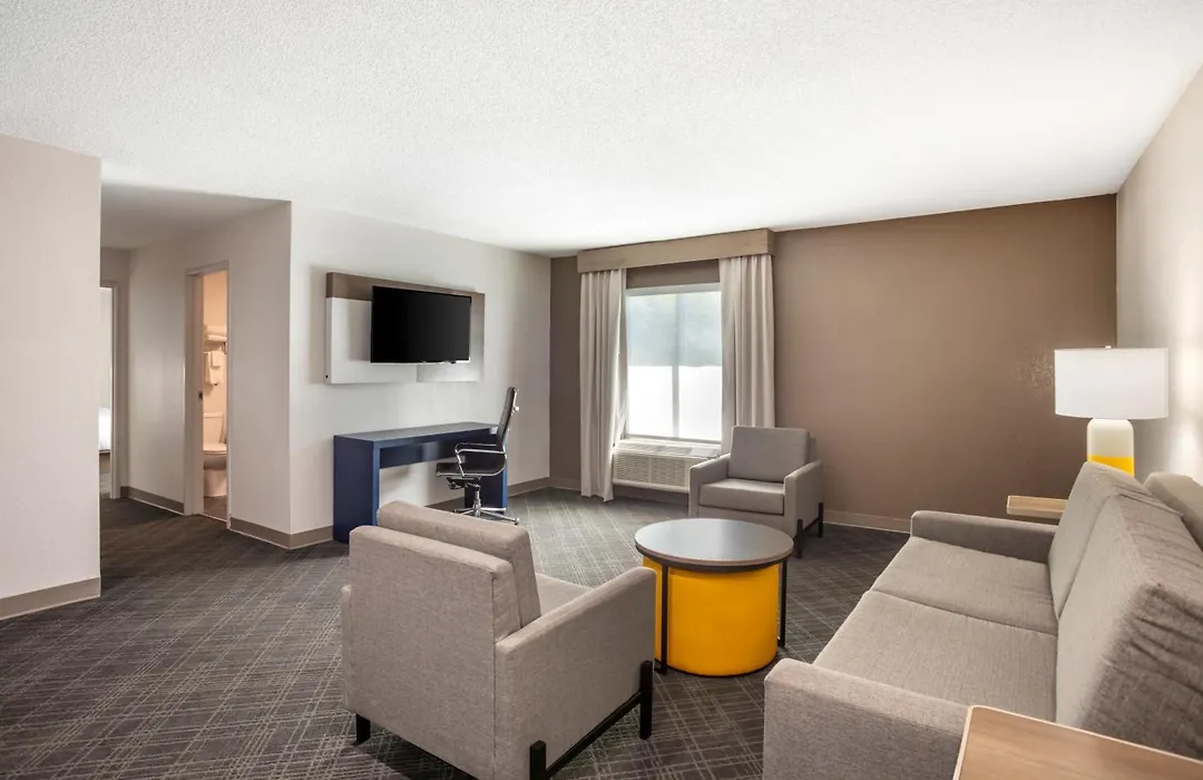 Comfort Suites Nashville Airport - Bna-1