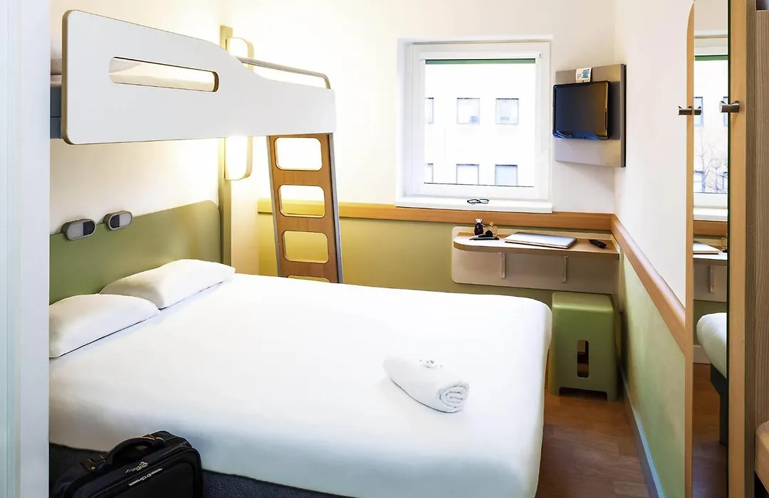 Ibis Budget Belfast City Centre-1