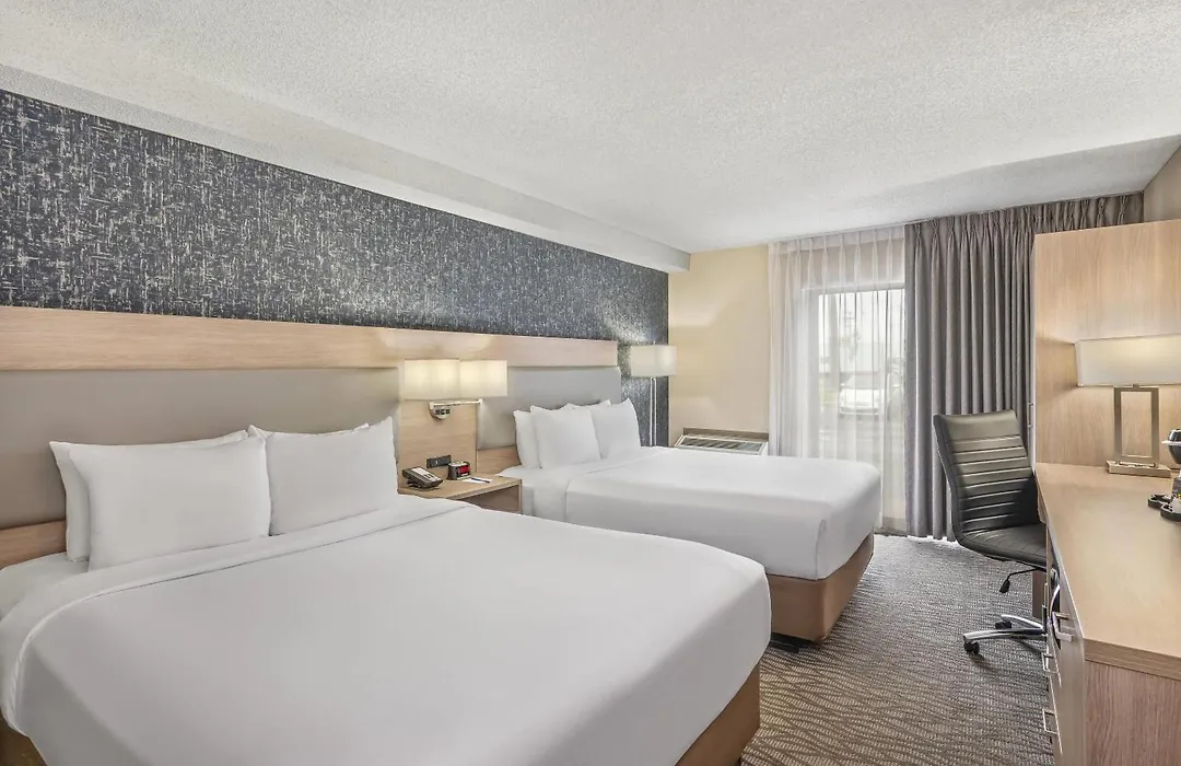 Comfort Inn Aeroport-1