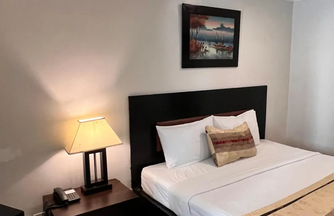 Paragon Tower Hotel-1