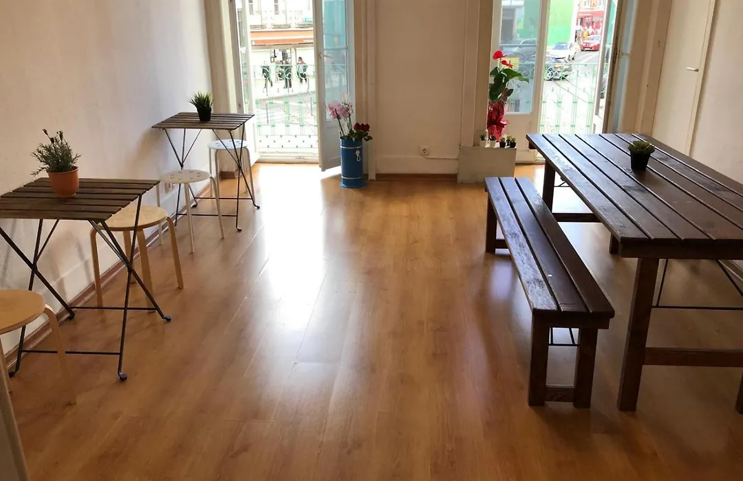 Swisslisbon Guest House-1