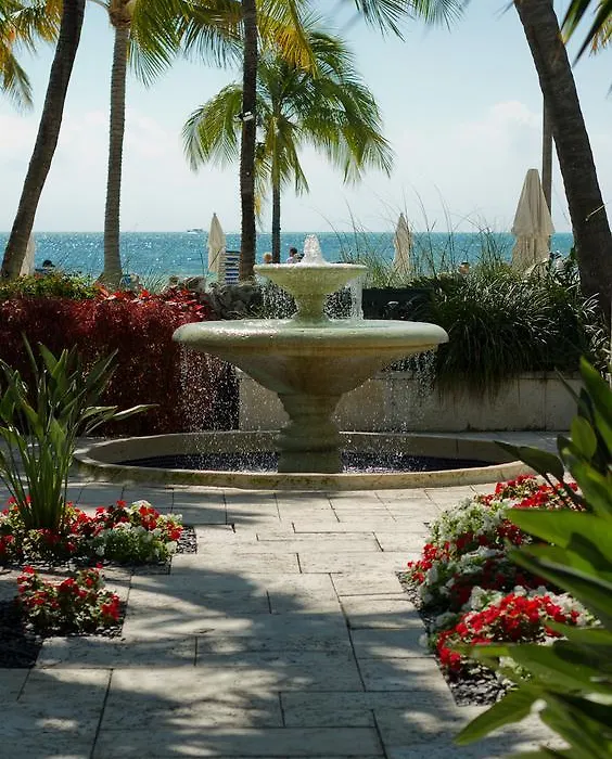 La Mer Hotel & Dewey House (Adults Only)-1