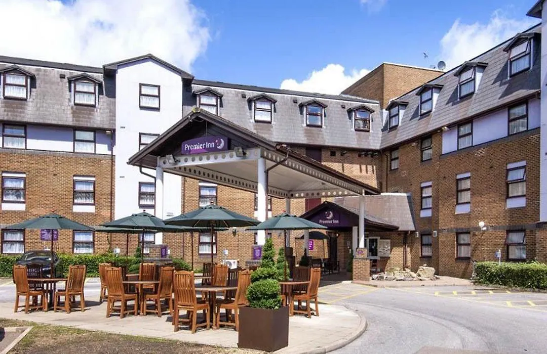 Premier Inn London Gatwick Airport A23-1