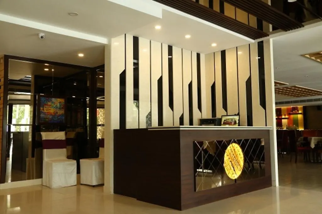 Hotel Park Grand-1