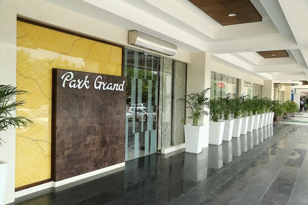 Hotel Park Grand-1