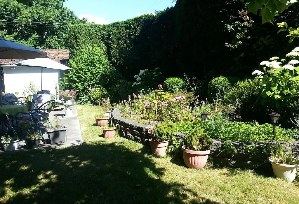 Balfour House-1
