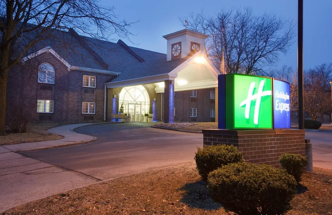 Holiday Inn Express Des Moines-At Drake University, An Ihg Hotel-1