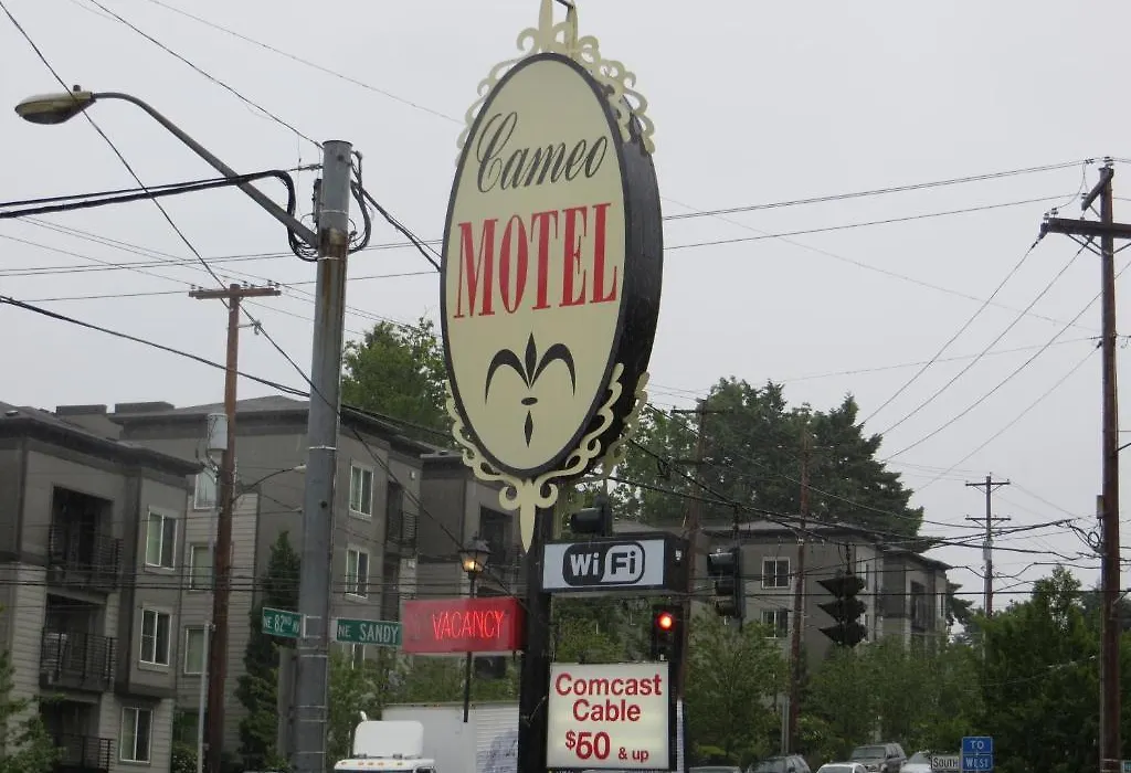Cameo Motel - Portland-1
