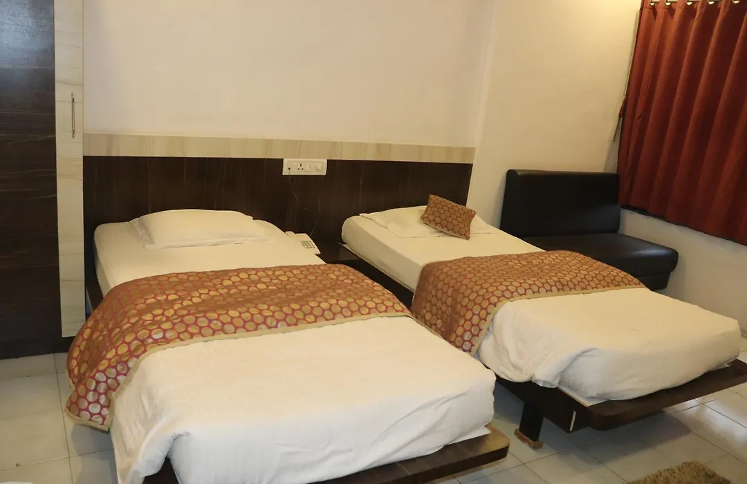 Hotel Raj-1