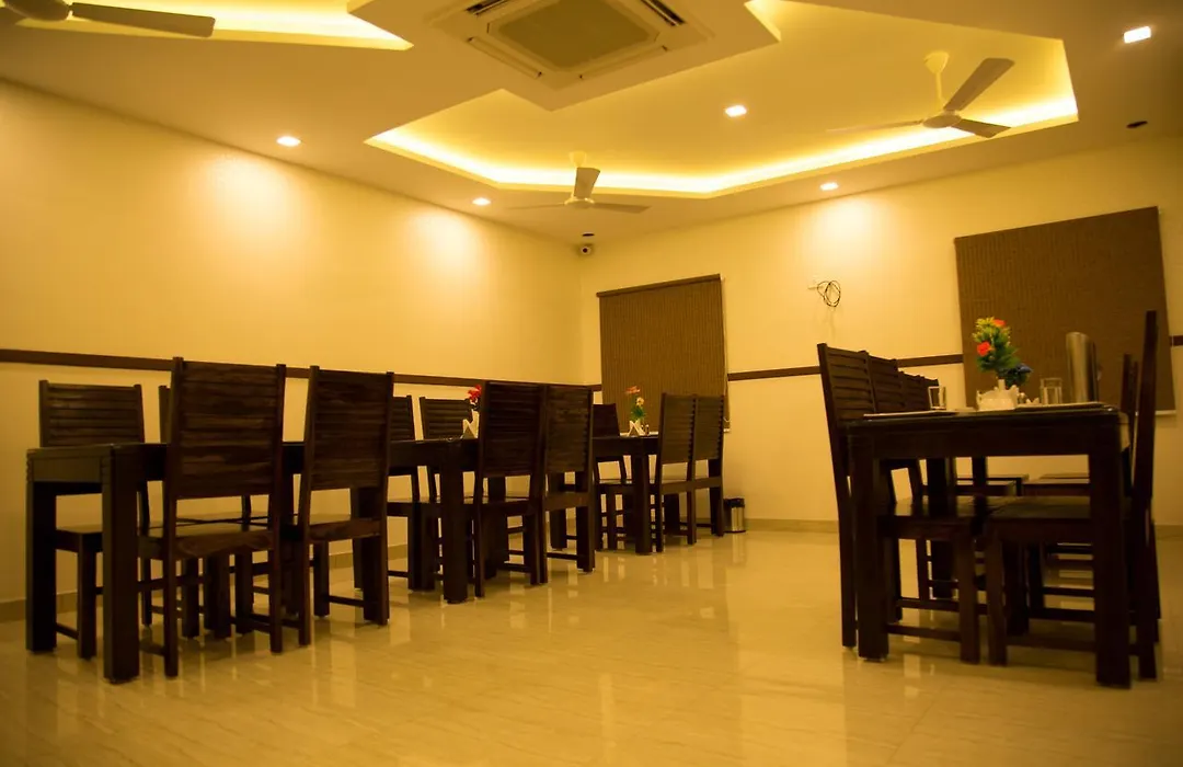 Hotel Grand Tree-1