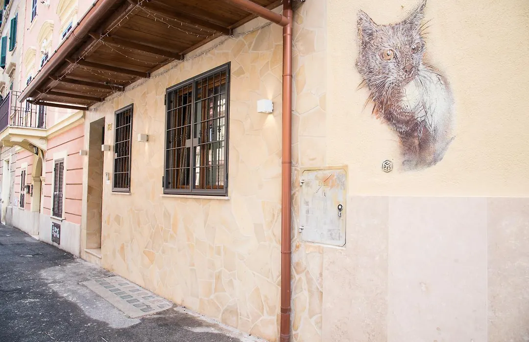 Mancini Shabby House-1