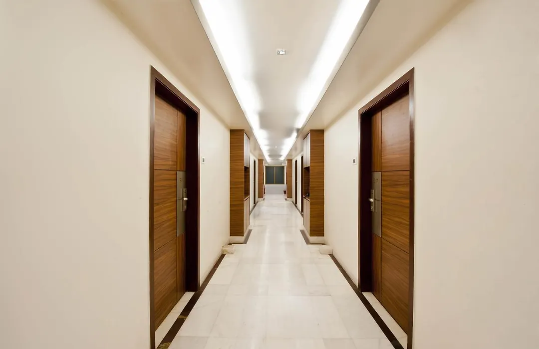 Rajhans Hotel-1