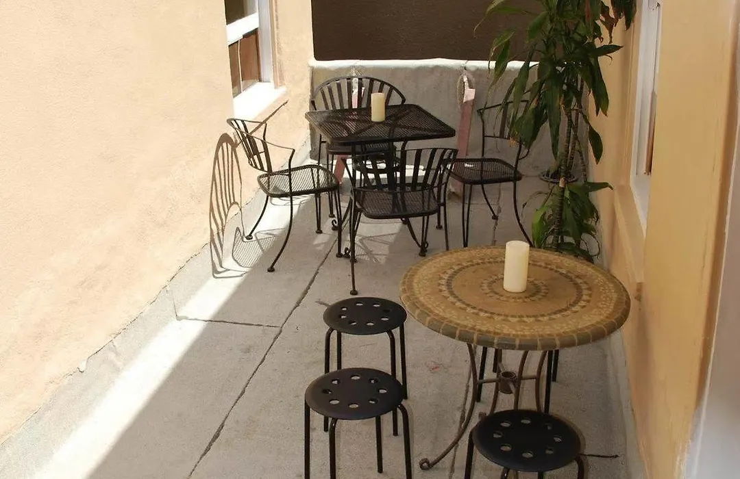 Hostel On 3Rd-1
