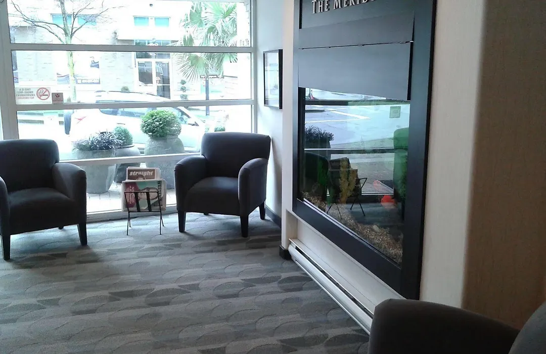 910 Beach Apartment-1