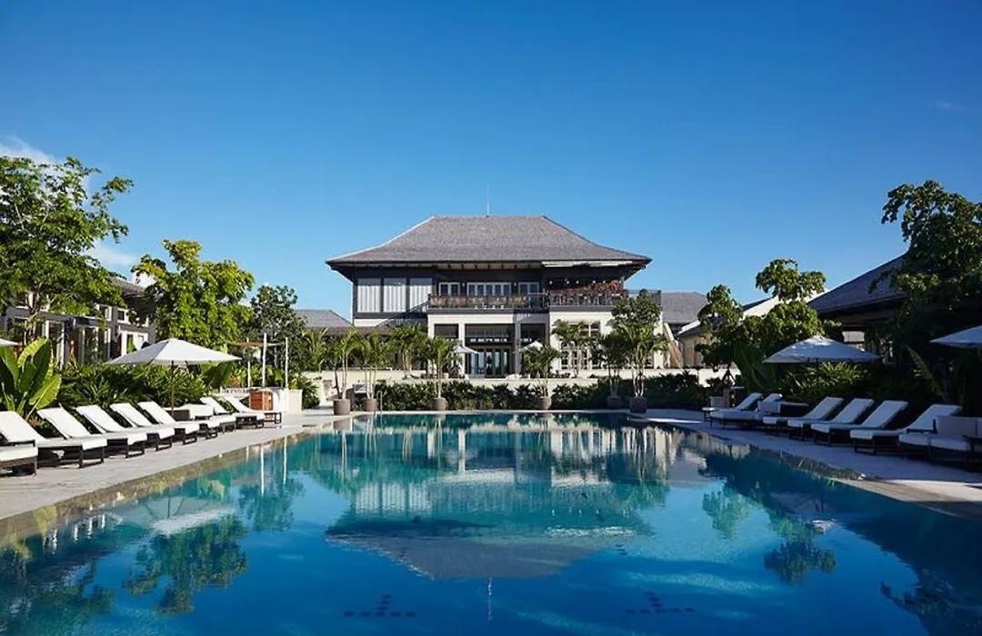 The Island House-1