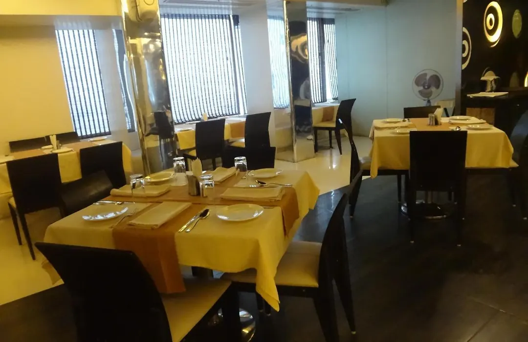 Hotel Solitaire-1