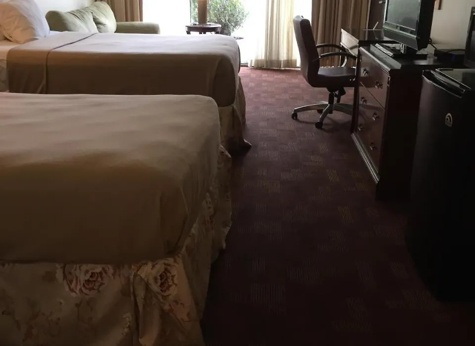 Cheshire Motor Inn-1