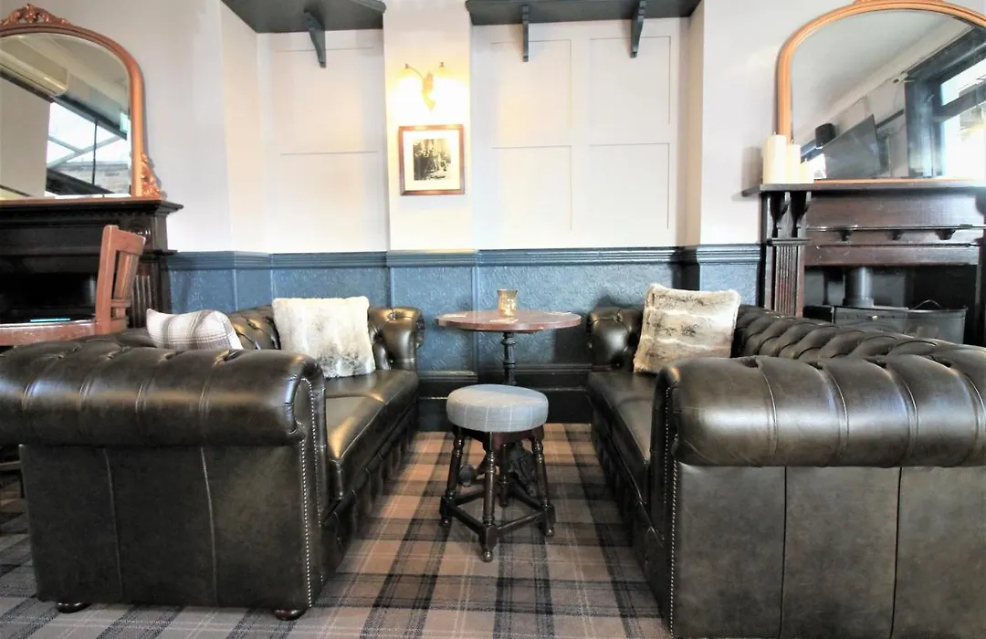 Summerfield Pub & Boutique Rooms-1