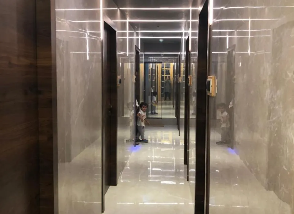 Hotel Rooms Dadar Near Station-1