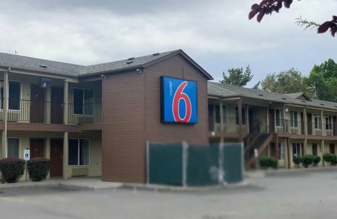 Motel 6-Yakima, Wa - Downtown-1