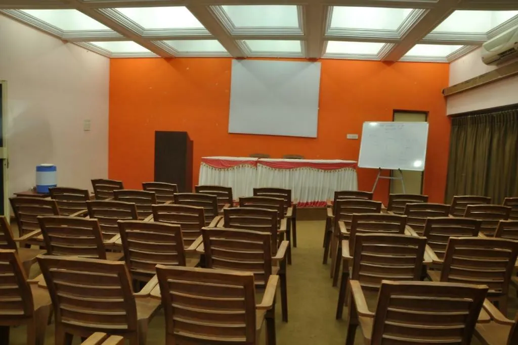 Hotel Riviera Executive-1